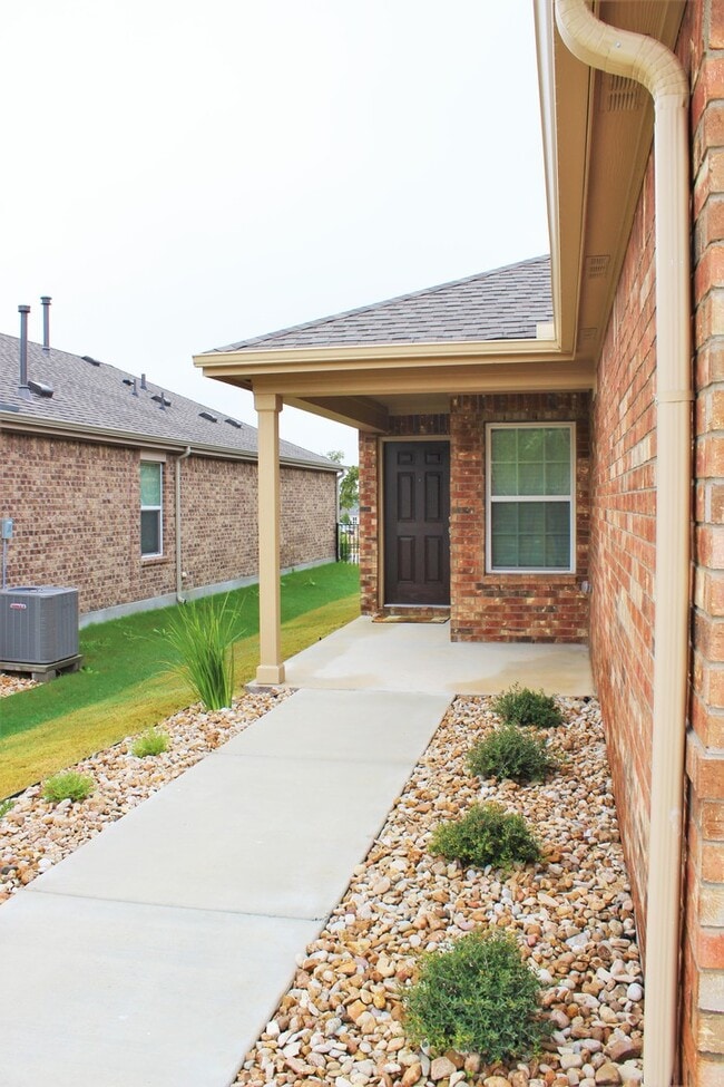 213 Paint Creek Ln in Georgetown, TX - Building Photo - Building Photo