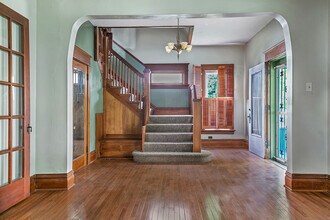 944 14th St in Marion, IA - Foto de edificio - Building Photo