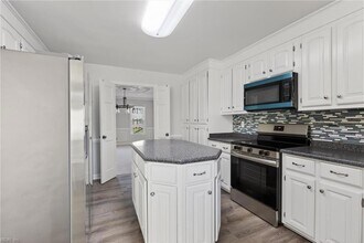 4741 Michaux Dr in Virginia Beach, VA - Building Photo - Building Photo