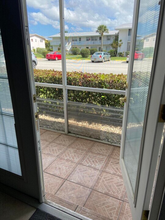 199 Coventry I in West Palm Beach, FL - Building Photo