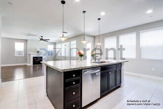 1125 Berkshire Dr in Lathrop, CA - Building Photo - Building Photo