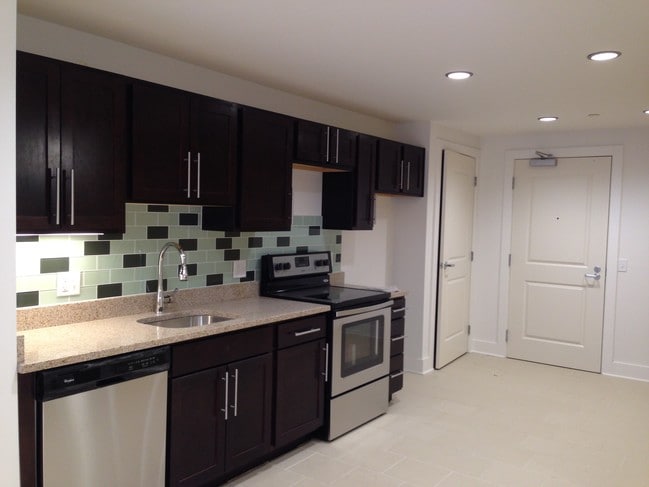 The Rockwel - Rockwel Realty Leasing in Pittsburgh, PA - Building Photo - Building Photo