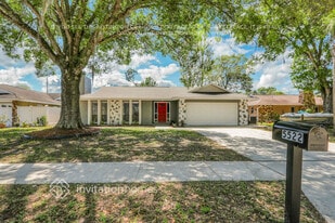 5522 Fulmar Dr in Tampa, FL - Building Photo