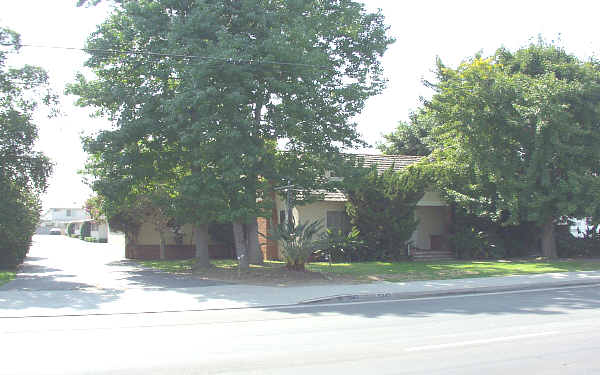 5345 Santa Anita Ave in Temple City, CA - Foto de edificio