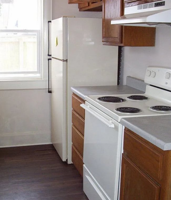 1121 W Harrison St in Springfield, MO - Building Photo - Building Photo