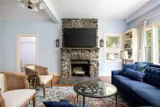 75 Green End Ave in Middletown, RI - Building Photo - Building Photo