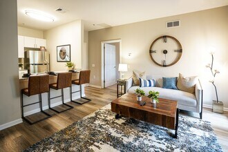 Plymouth Pointe in Norristown, PA - Building Photo - Building Photo