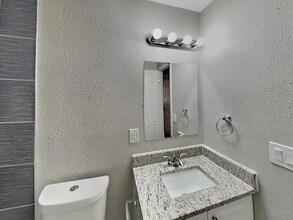 2516 S Argonne St in Aurora, CO - Foto de edificio - Building Photo