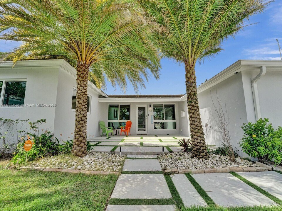 1108 Tangelo Isle in Fort Lauderdale, FL - Building Photo