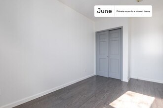Room in Shared 4 bed/2 bath home in New York, NY - Building Photo - Building Photo
