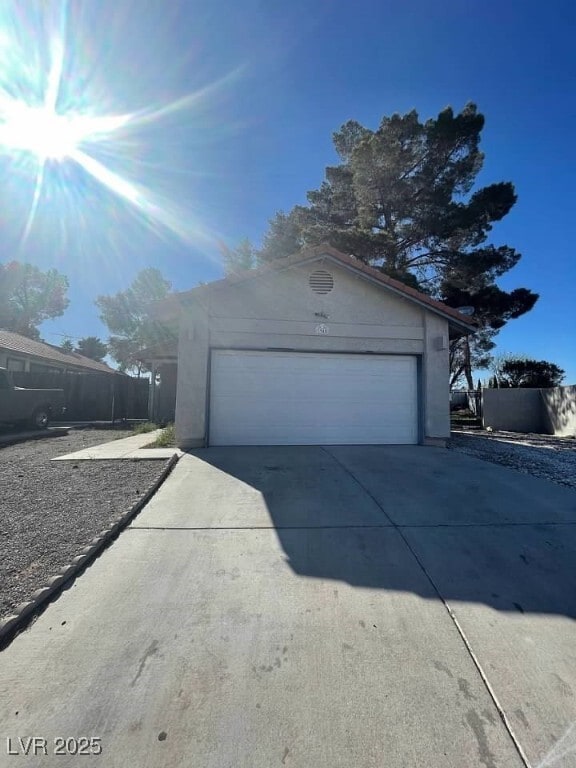 3948 N Applecrest St in Las Vegas, NV - Building Photo - Building Photo