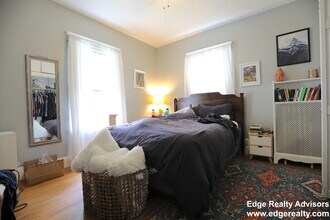 41 Bothwell Rd, Unit 1 in Boston, MA - Foto de edificio - Building Photo