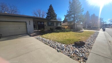 6068 Vivian Ct in Arvada, CO - Building Photo - Building Photo