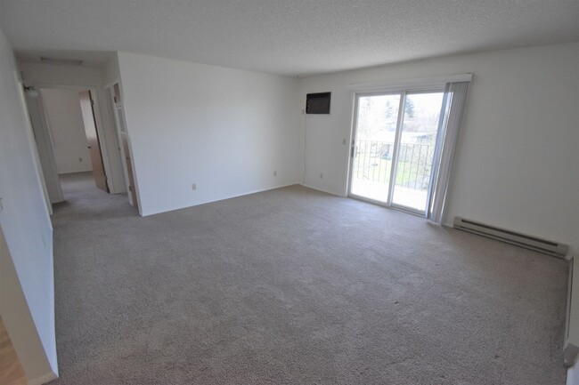 property at 811 W Villard St