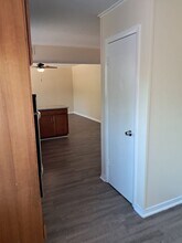1303 Leacrest Dr in College Station, TX - Building Photo - Building Photo