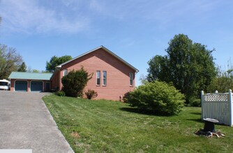 1835 River Rd in New Market, TN - Foto de edificio - Building Photo