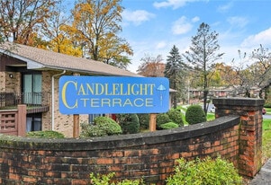 107 Kennedy Dr in Bridgeport, CT - Building Photo