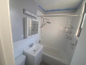 819 24th St in Union City, NJ - Building Photo - Building Photo