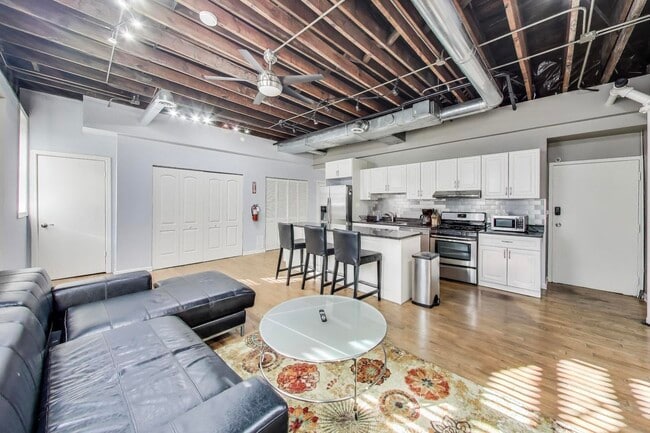 1811 S Wabash Ave in Chicago, IL - Building Photo - Building Photo