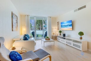 3901 S Ocean Dr in Hollywood, FL - Building Photo