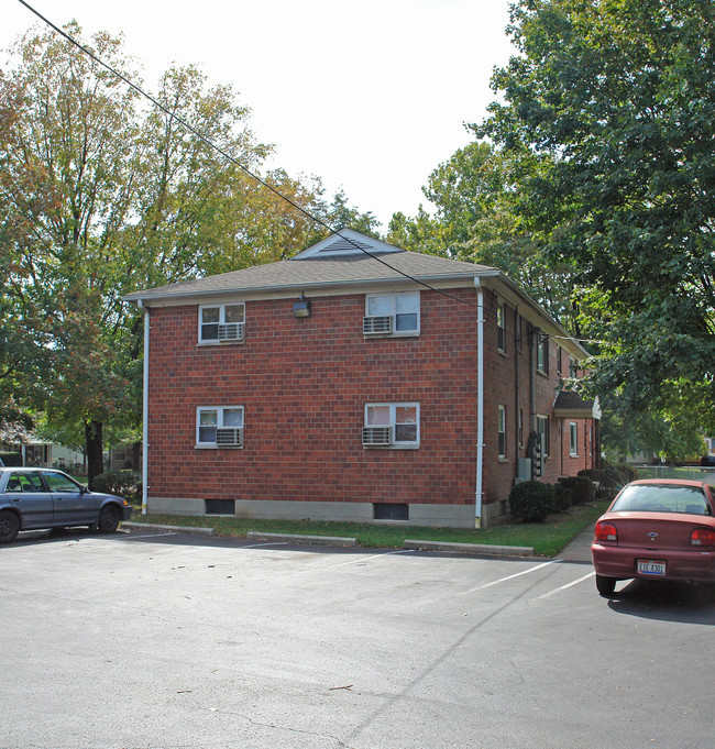 4833 Lauderdale Dr in Dayton, OH - Building Photo - Building Photo