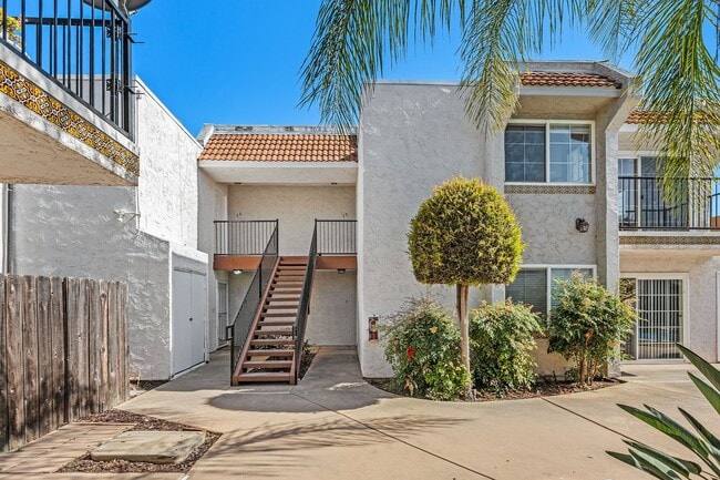 1499 Broadway, Unit Condo for rent in El Cajon, CA - Foto de edificio - Building Photo