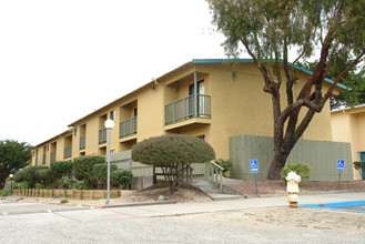 Marina Cypress Apartments in Marina, CA - Building Photo - Building Photo