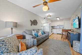 920 W Lagoon Ave in Gulf Shores, AL - Building Photo - Building Photo