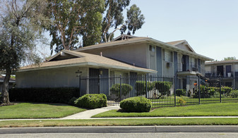 Foothill Villas Apartments