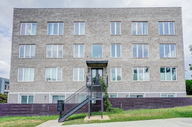 property at 800 21st St NE