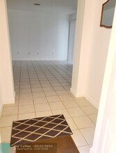 2659 Carambola Cir N in Coconut Creek, FL - Foto de edificio - Building Photo