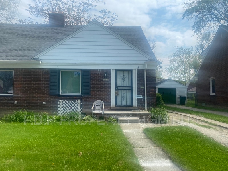 17190 Ontario St in Detroit, MI - Building Photo