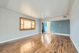 9300 Ellen Ct in Thornton, CO - Building Photo - Building Photo