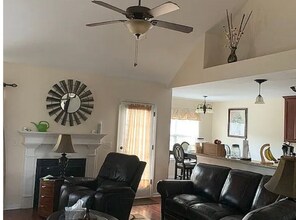 684 Gladiolus Dr in Columbia, SC - Building Photo - Building Photo