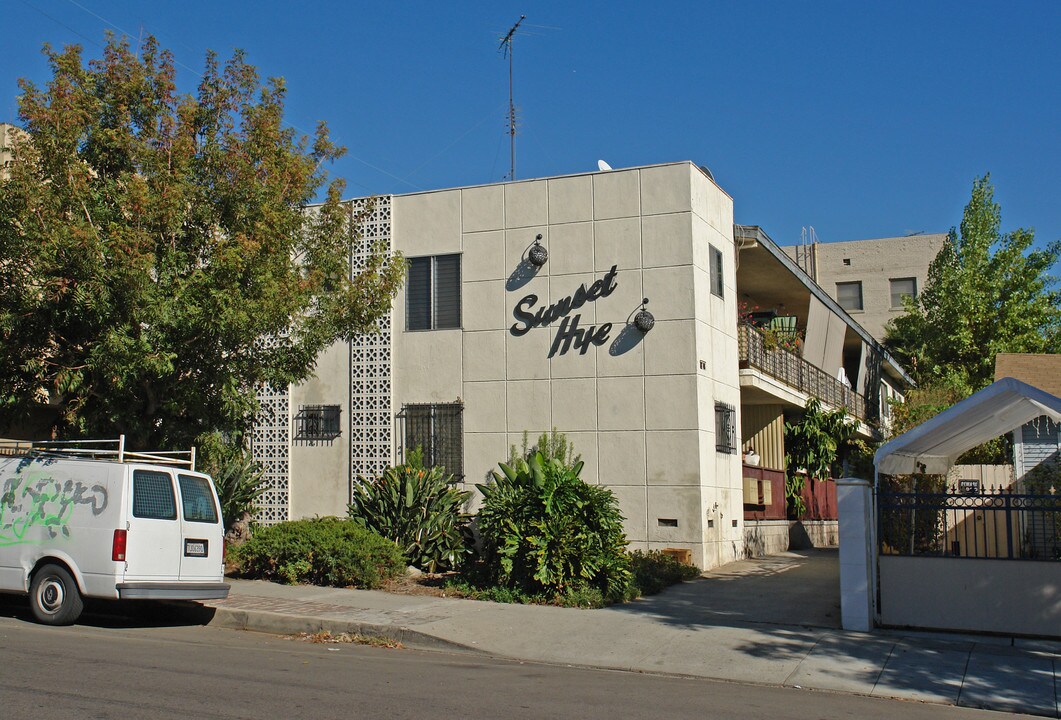 Sunset Hye in Los Angeles, CA - Foto de edificio