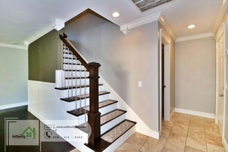 251 Kamp Way in Redding, CA - Building Photo - Building Photo