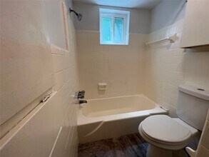 1851 W Main St in Houston, TX - Building Photo - Building Photo