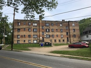 Brighton Road Apartments in Pittsburgh, PA - Building Photo - Building Photo