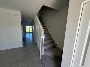 2732 SE 26th Ave in Homestead, FL - Building Photo - Building Photo