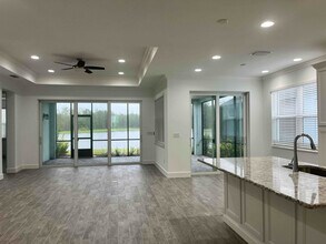 725 Margaritaville in Daytona Beach, FL - Building Photo - Building Photo