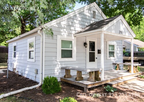 property at 211 N Iowa St