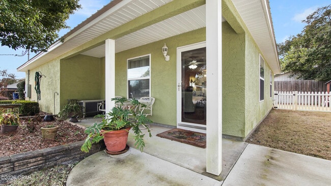 1600 W 12th St in Panama City, FL - Building Photo - Building Photo