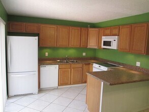12364 Woodrose Ct in Ft. Myers, FL - Building Photo - Building Photo