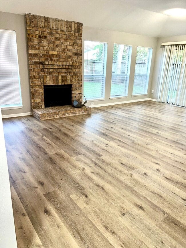 3111 Timber View Dr in Sugar Land, TX - Building Photo - Building Photo