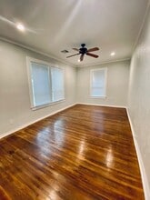 4729 Walker St in Houston, TX - Building Photo - Building Photo