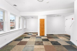 1 E Main St in Riverhead, NY - Building Photo - Building Photo