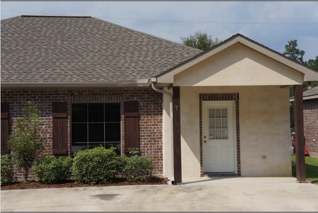 Rowyn Oaks in Tickfaw, LA - Foto de edificio - Building Photo