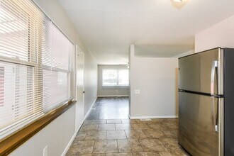 3 Santa Anita Ct in Florissant, MO - Building Photo - Building Photo