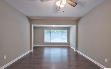 422 Skyview Dr, Unit K in Birmingham, AL - Building Photo - Building Photo