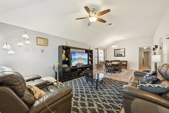 2222 Mountain Quail Wy in Conroe, TX - Building Photo - Building Photo